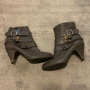 Kenneth Cole ankle booties